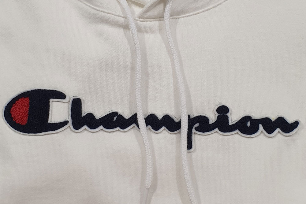 <b>CHAMPION</b>